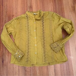 Jennifer & Grace Button Down Lace Top, Size M (a4)